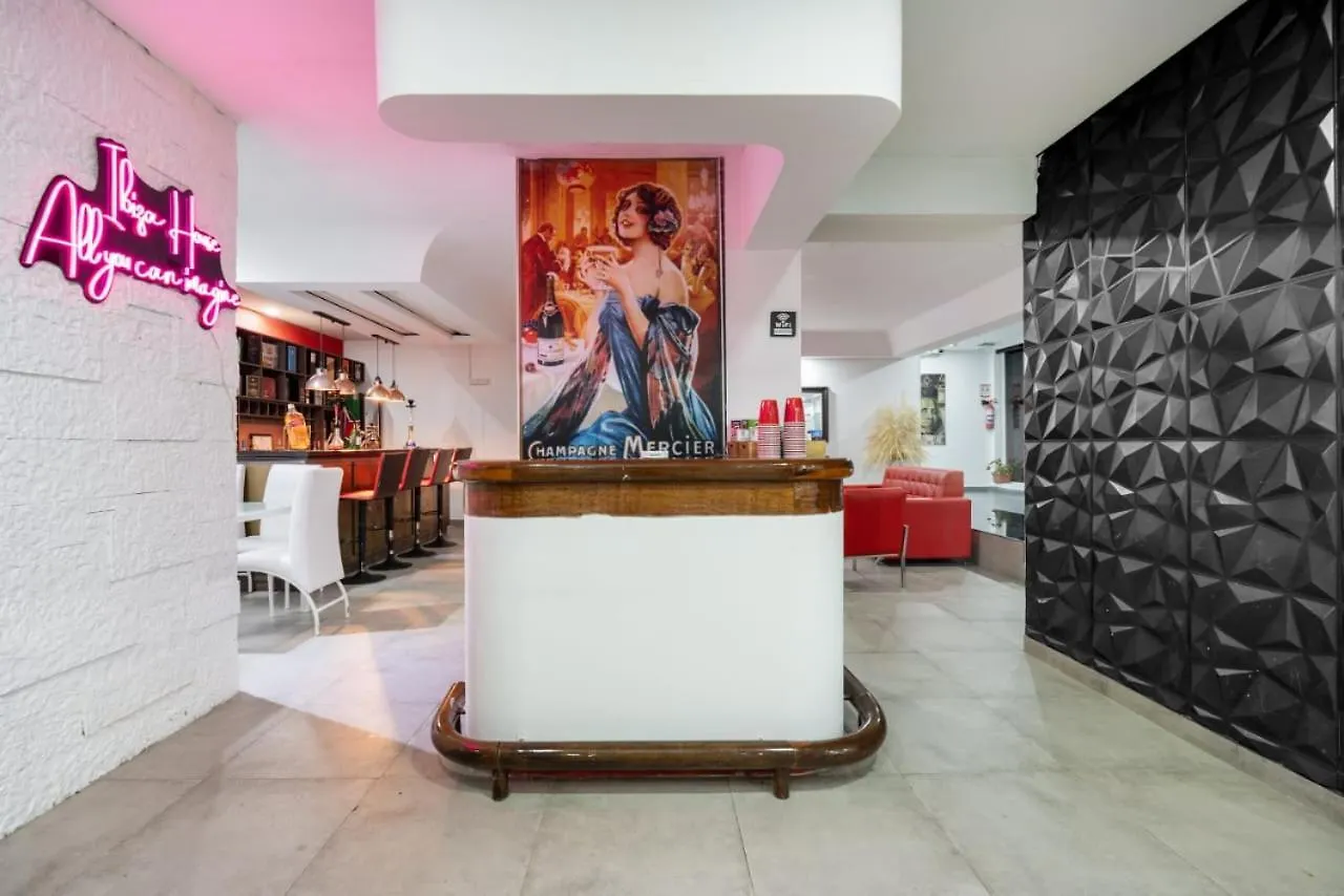 Villa Casa Privada En El Poblado Despedidas De Soltero Fiesta Picsina Jacuzzi Medellin