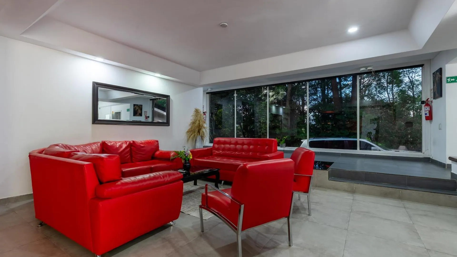 Villa Casa Privada En El Poblado Despedidas De Soltero Fiesta Picsina Jacuzzi Medellin Colombia